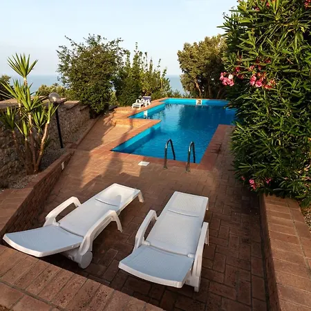Residence Cassiodoro Stalettì Esterno foto